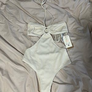 Billabong popcorn one piece size M